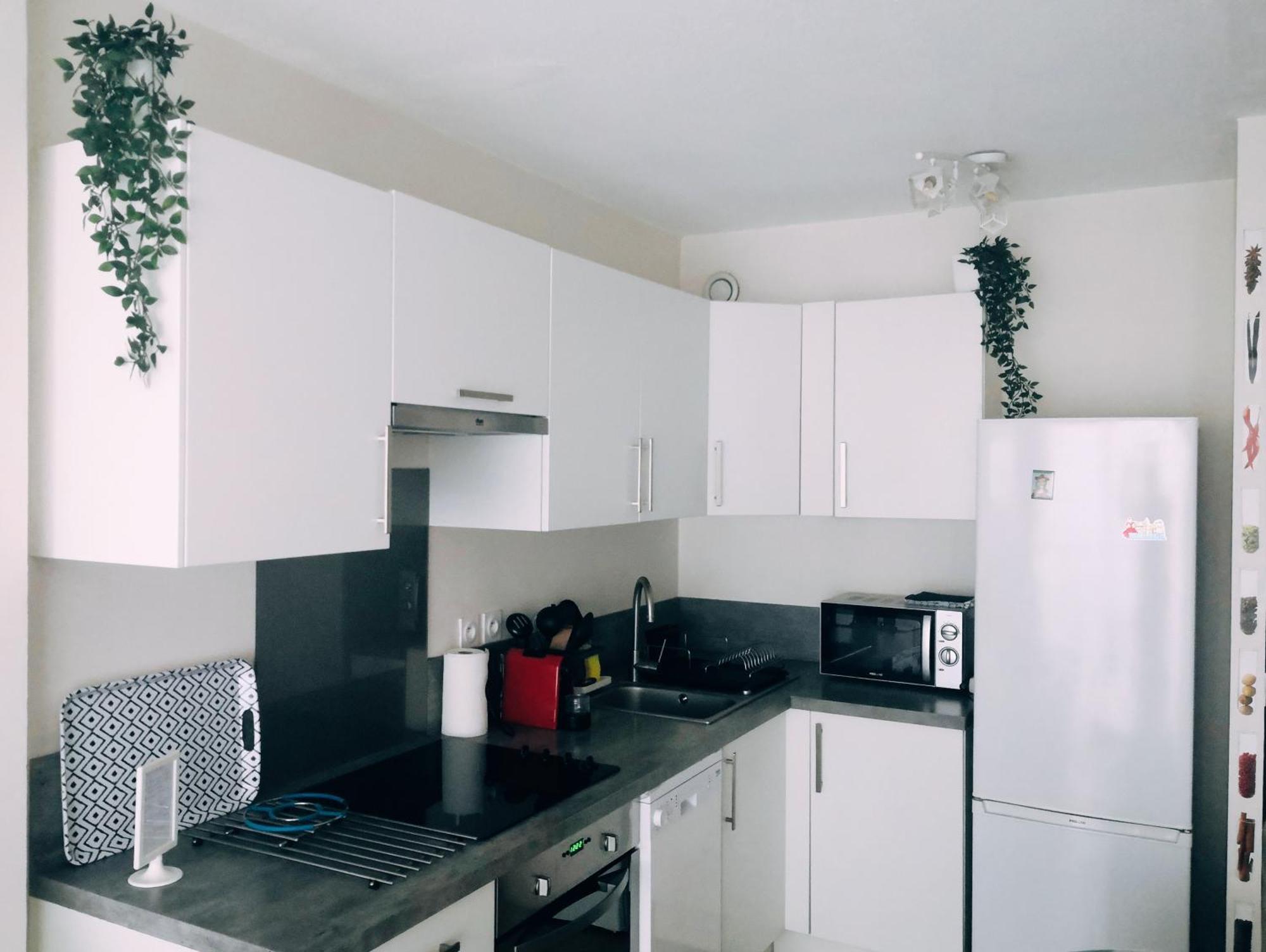 2 pièces climatisé avec balcon dans le vieil Antibes, résidence moderne avec ascenseur Esterno foto